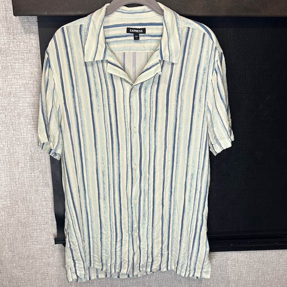 Express Men's Casual Blue and Cream Striped Shirt